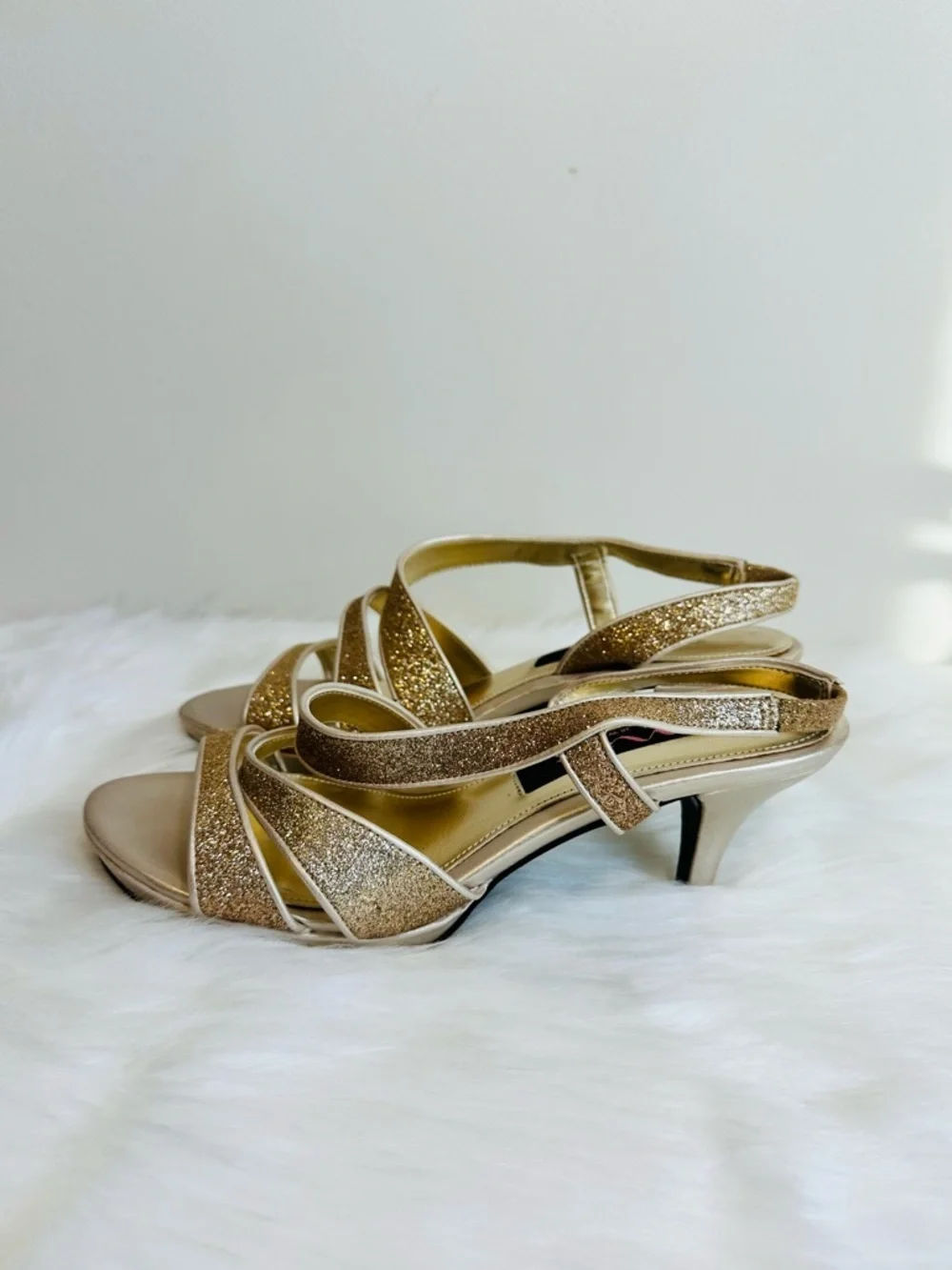 Nina Baby Glitter Open Toe Strappy Slingback Heels in Gold Size 6.5